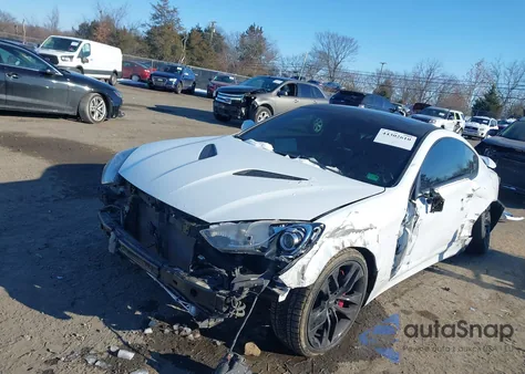 2016 Hyundai Genesis 3.8 Ultimate из США, поврежденный, VIN KMHHU6KJ8GU132034